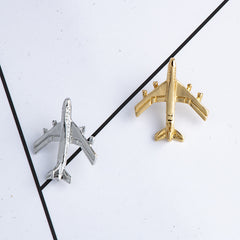 Airplane brooch female simple
